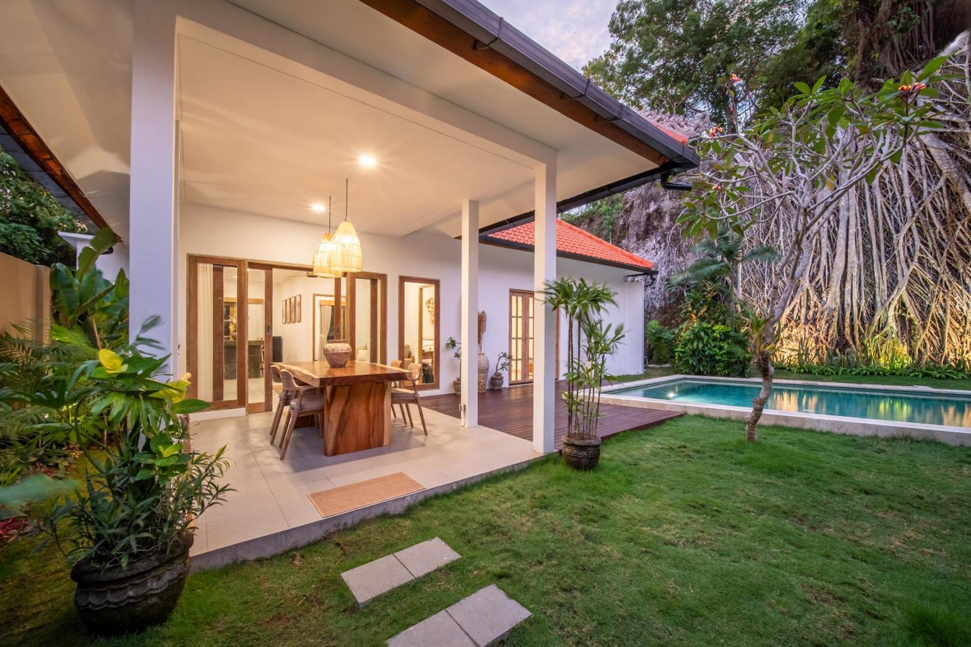 Tropical Villa Sinar Maluku Uluwatu Buitenkant foto